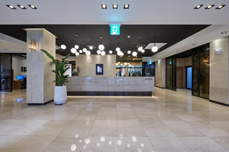 Hotel Hive Inn image