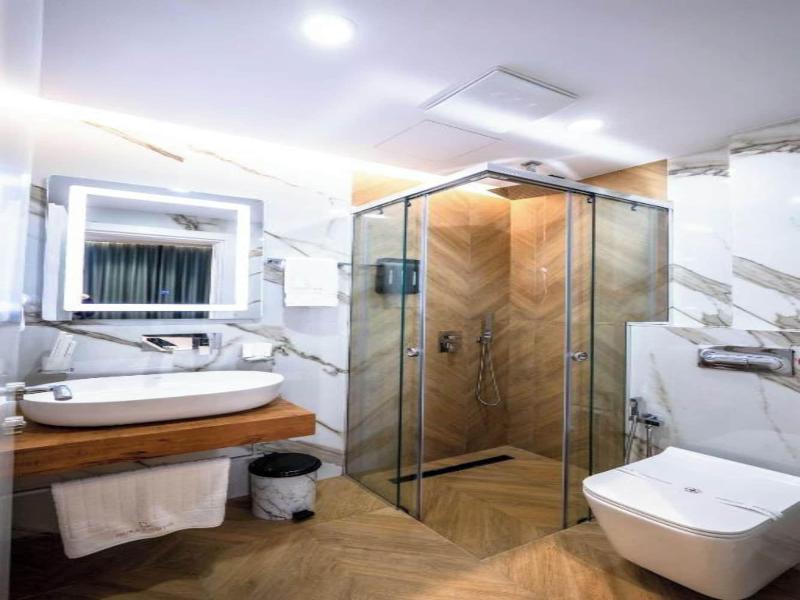 Duka's Boutique Hotel image
