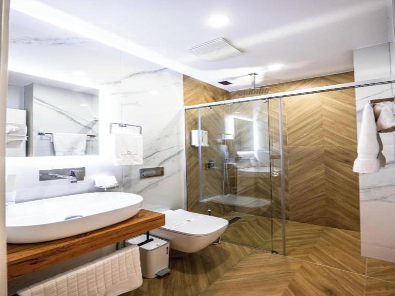 Duka's Boutique Hotel image