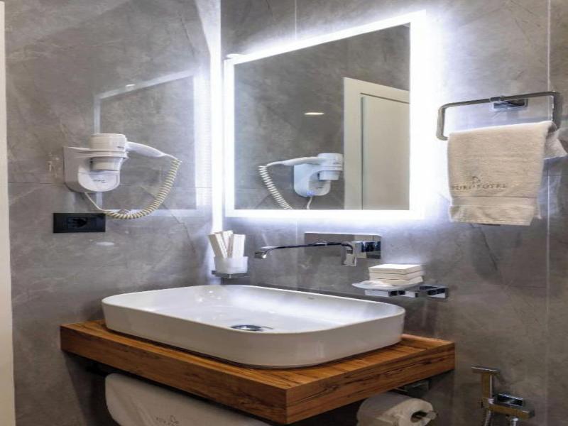 Duka's Boutique Hotel image
