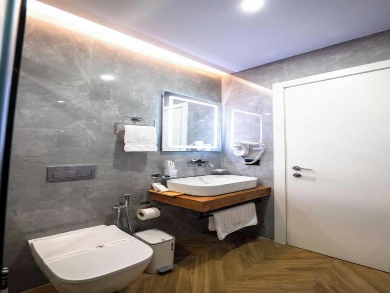 Duka's Boutique Hotel image