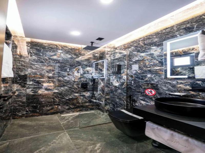 Duka's Boutique Hotel image