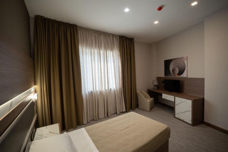 Building Hotel image