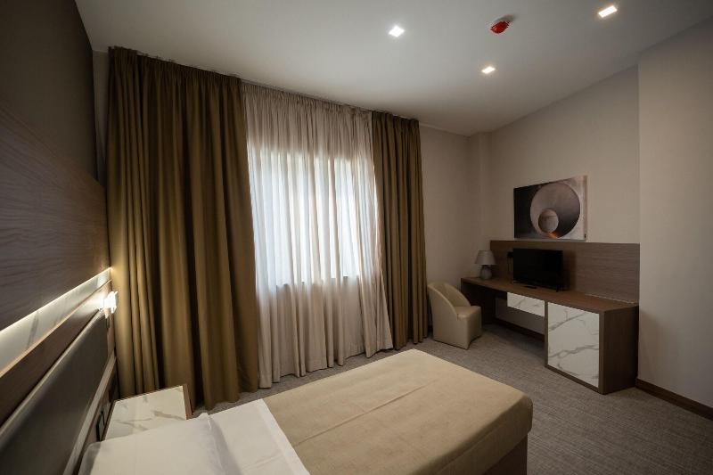 Building Hotel image