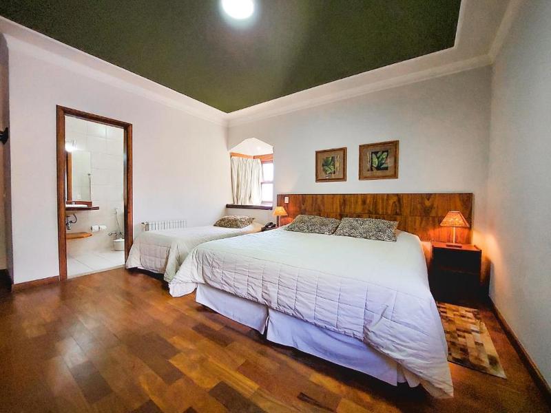 Pousada Victoria Villa Campos Do Jordao image