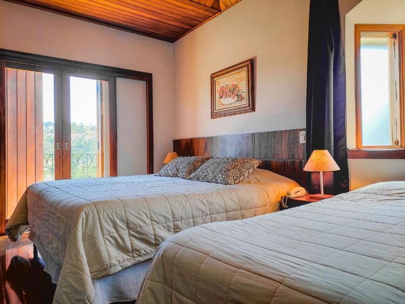 Pousada Victoria Villa Campos Do Jordao image