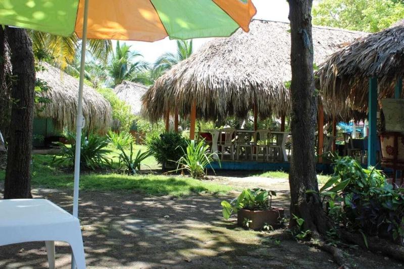 Las Palmeras image