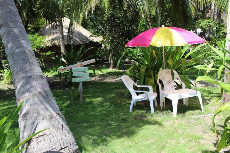 Las Palmeras image