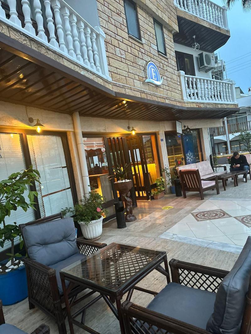 Hotel Nil image