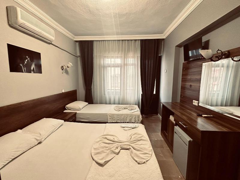 Hotel Nil image