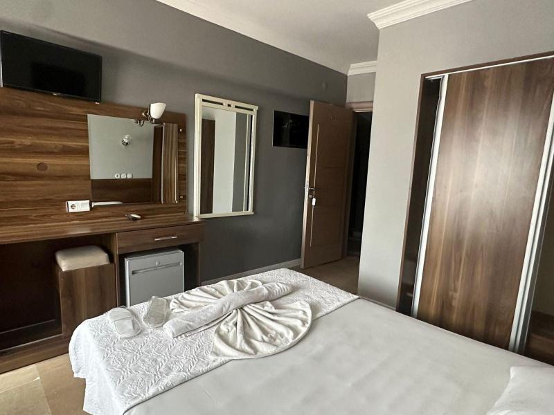 Hotel Nil image