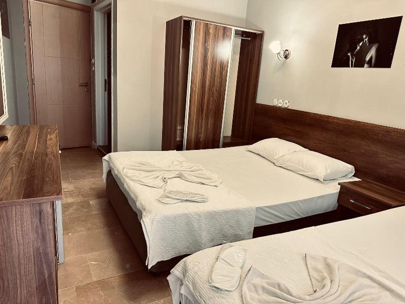 Hotel Nil image