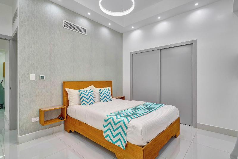 Monaco Residences Piantini image