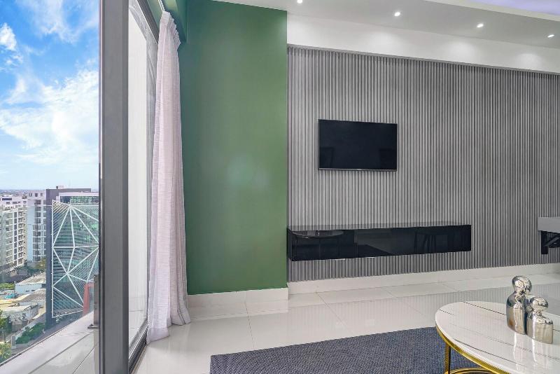 Monaco Residences Piantini image