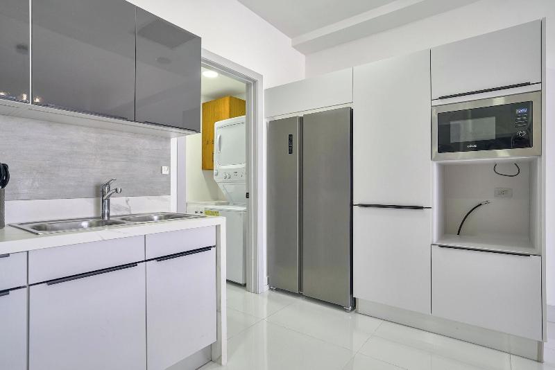 Monaco Residences Piantini image