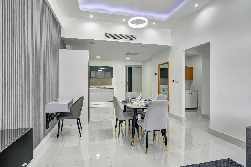 Monaco Residences Piantini image