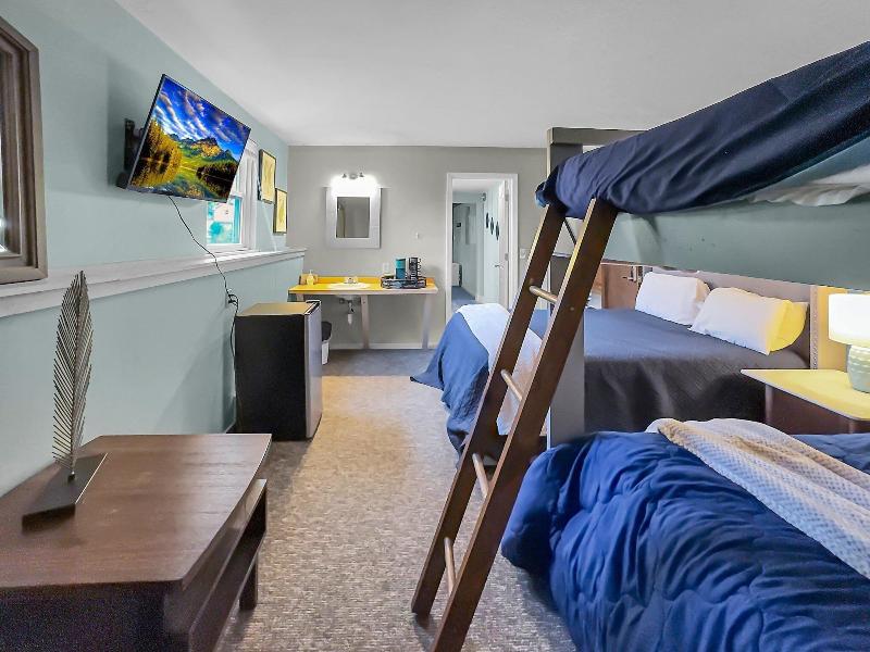 Timberline Lodge image
