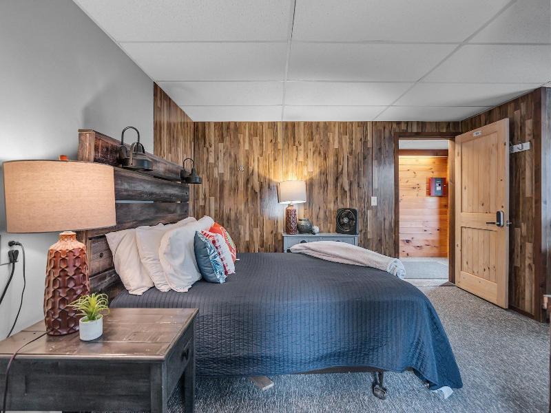 Timberline Lodge image