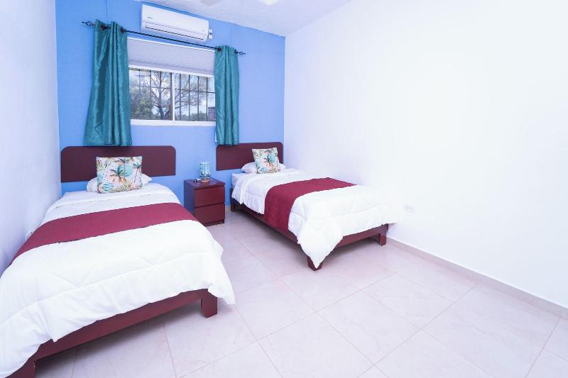 Edma Aparta Hotel image