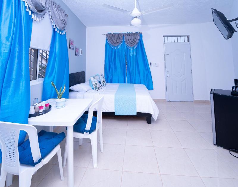 Edma Aparta Hotel image