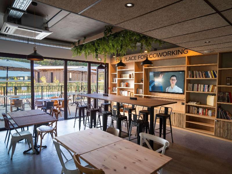 Greet Hotel Orthez Bearn image
