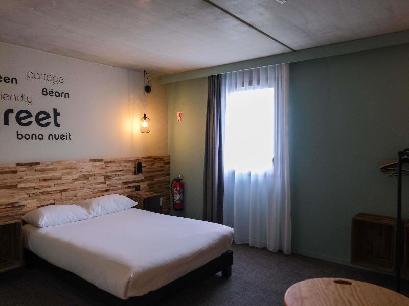 Greet Hotel Orthez Bearn image