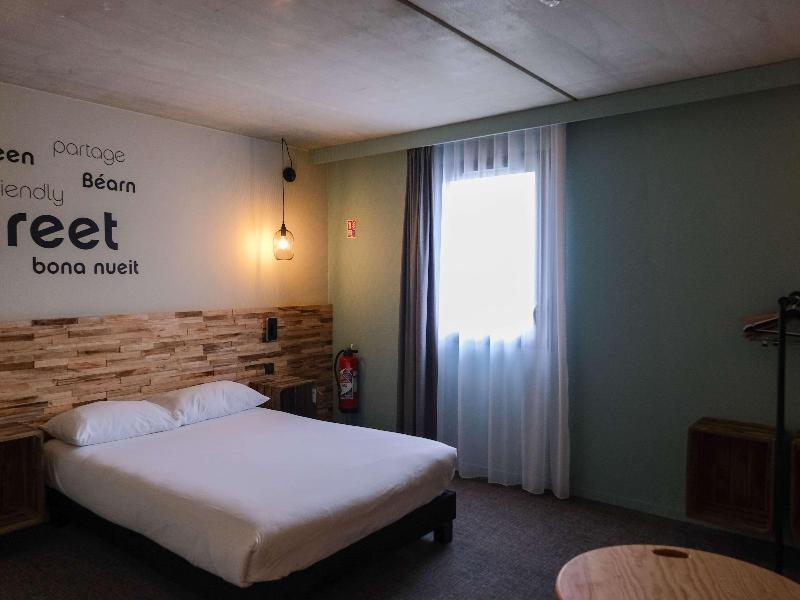 Greet Hotel Orthez Bearn image