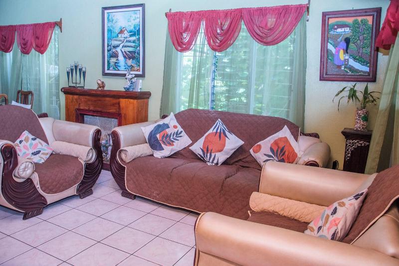 Gardens House Airport Juan Santamara A Alajuela image