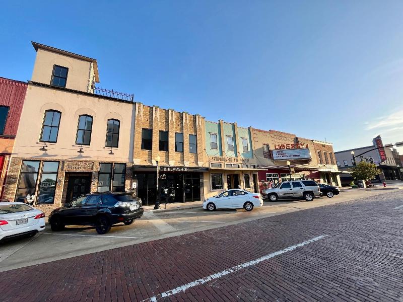 The Thomas Hotel image