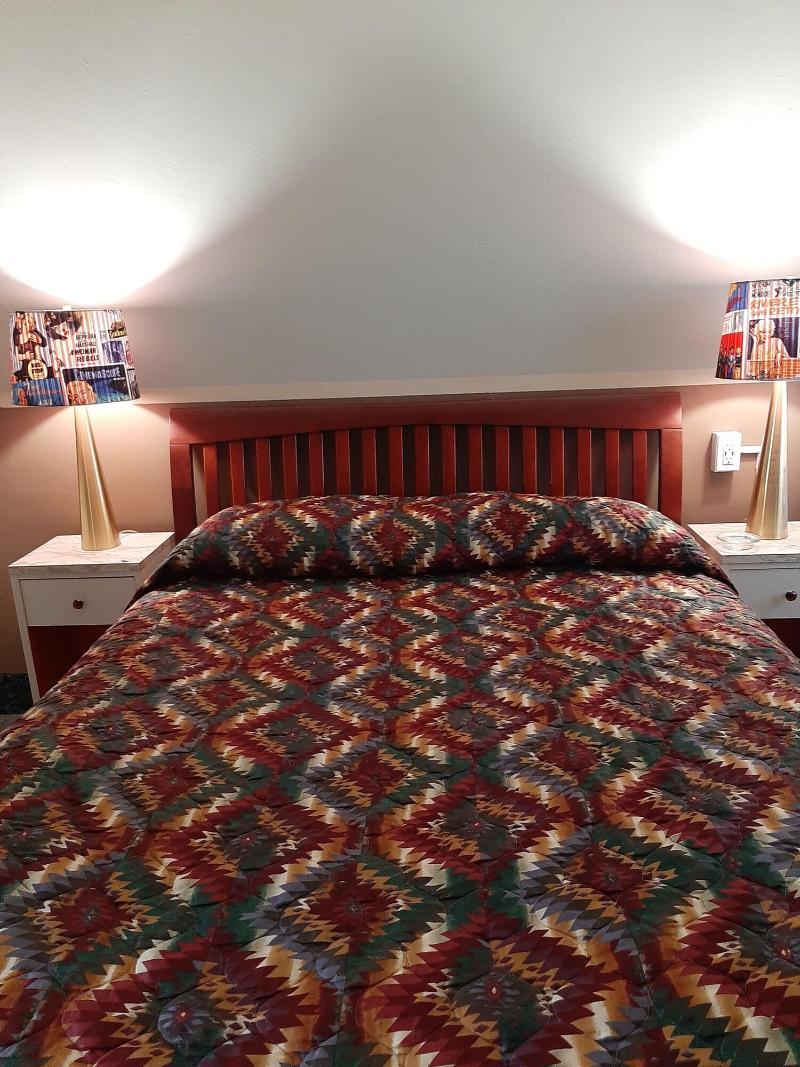 The New Star Motel 1950s Retro Lodging And Retrea image