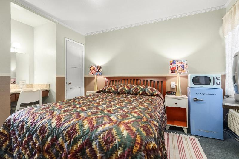 The New Star Motel 1950s Retro Lodging And Retrea image