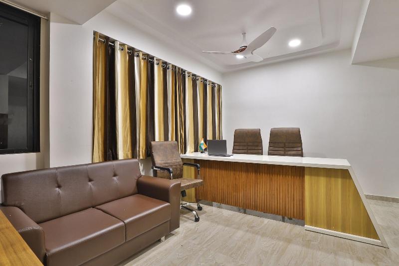 Hotel Red Rose Guest House image