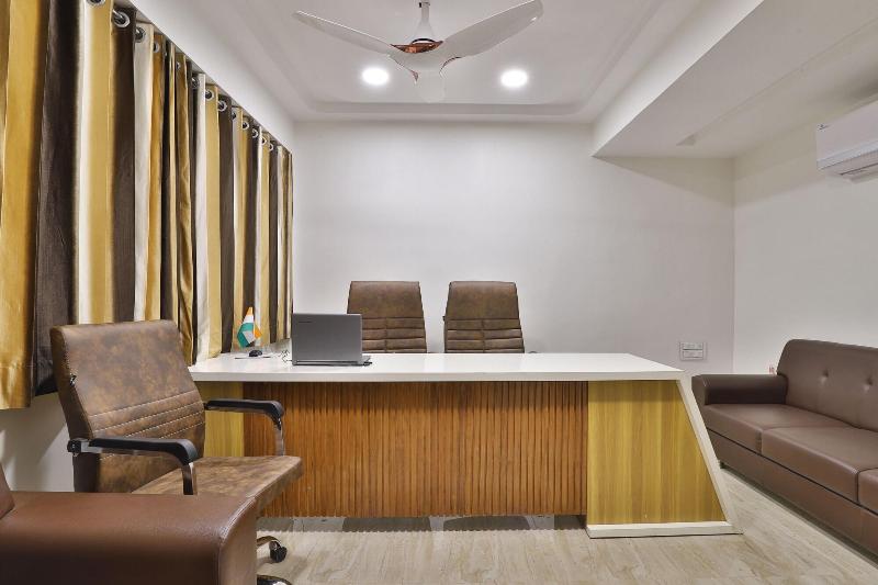 Hotel Red Rose Guest House image