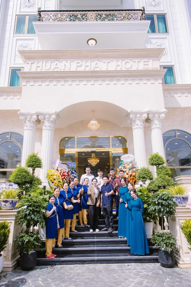 Thuan Phat Hotel image
