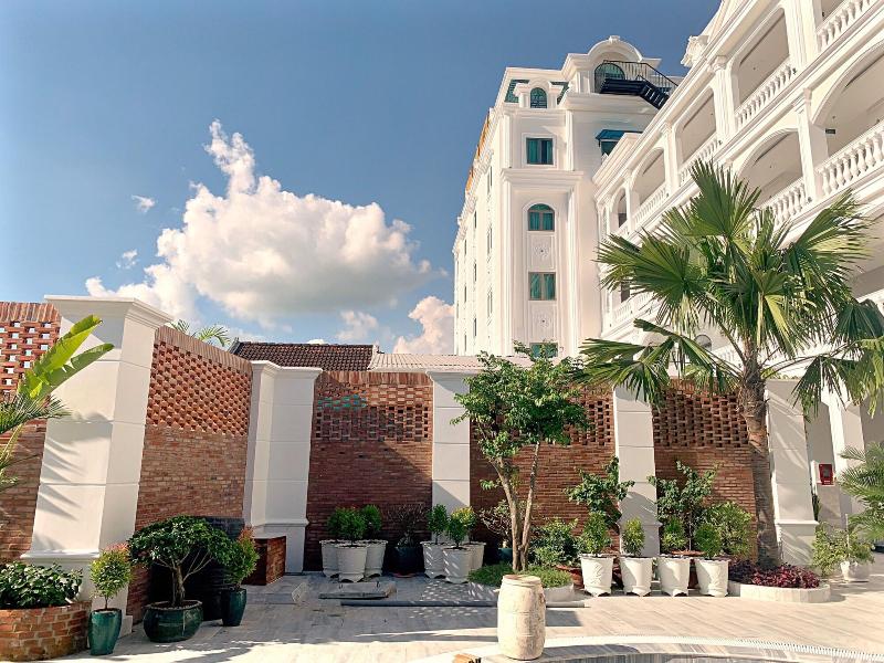 Thuan Phat Hotel image