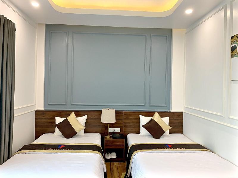 Thuan Phat Hotel image