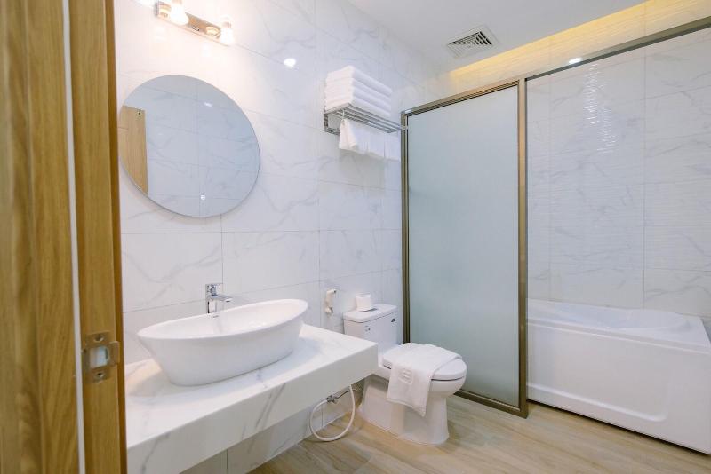 Thuan Phat Hotel image