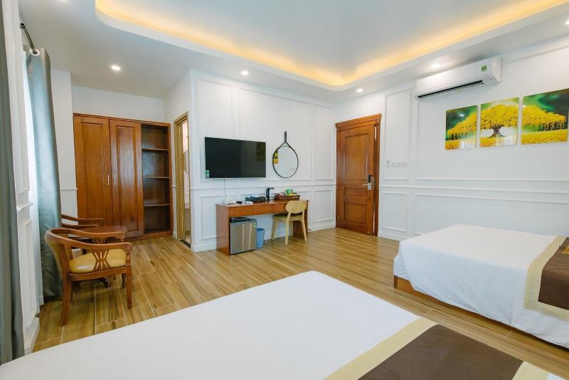 Thuan Phat Hotel image