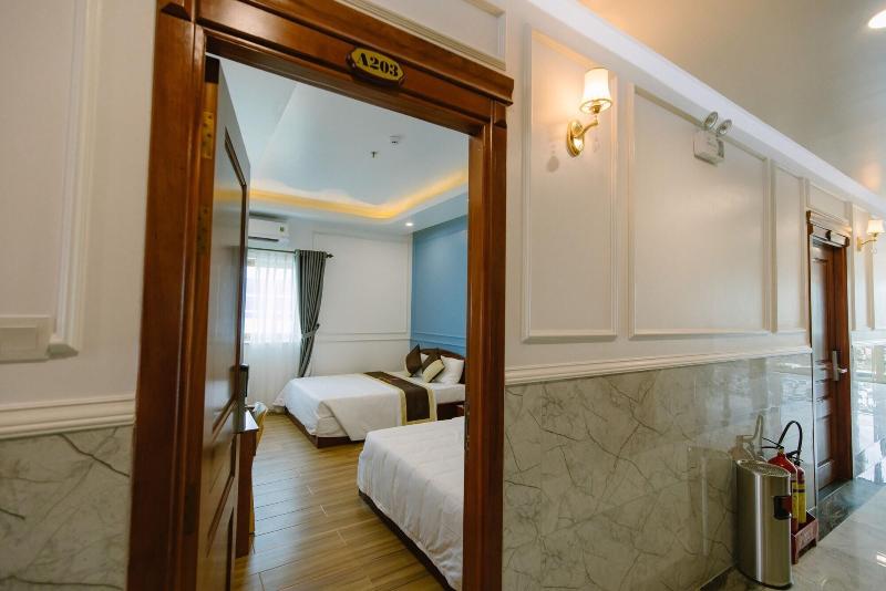 Thuan Phat Hotel image