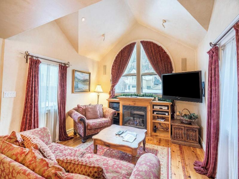 Hruza Hideout By Avantstay Quiet Apartment In Tell image