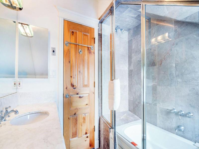 Hruza Hideout By Avantstay Quiet Apartment In Tell image