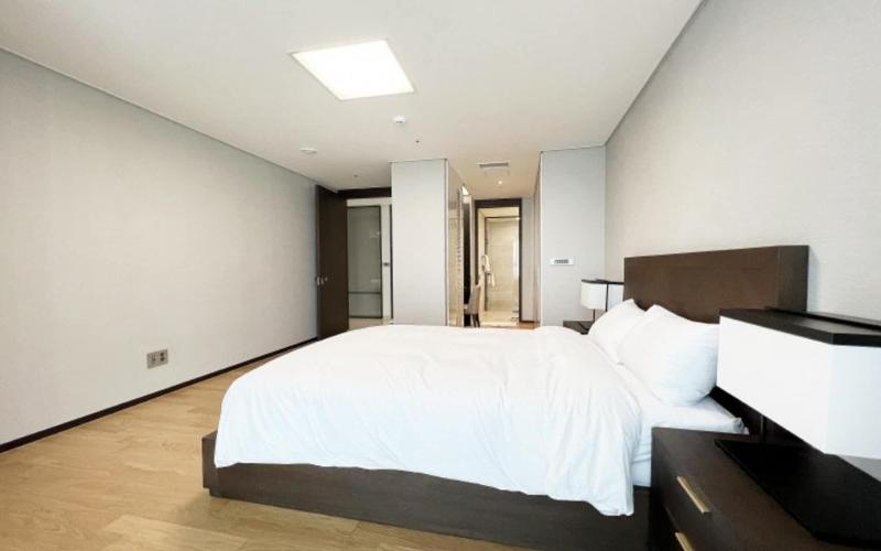 Lct Residence Y Collection image
