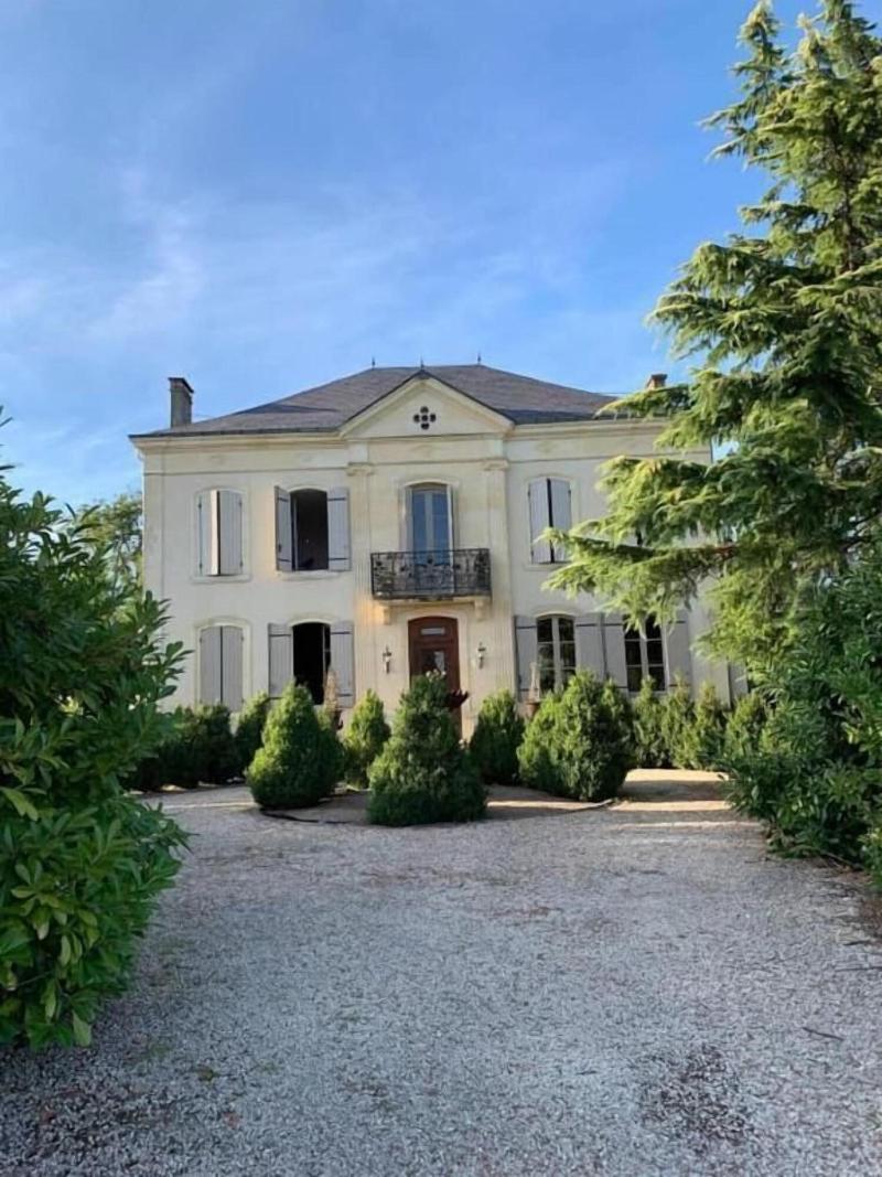 En Bord De Rivia Re image