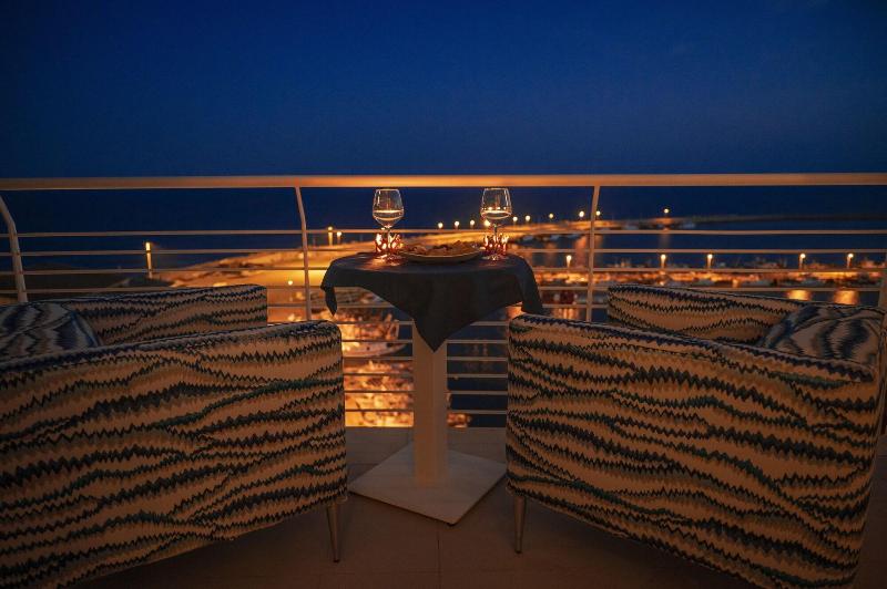 Hibrido Boutique Hotel Spa image