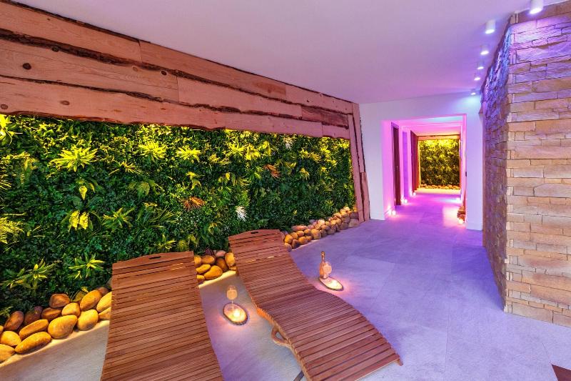Hibrido Boutique Hotel Spa image