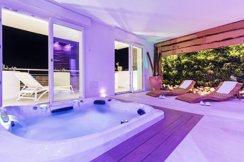 Hibrido Boutique Hotel Spa image