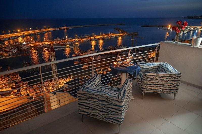 Hibrido Boutique Hotel Spa image