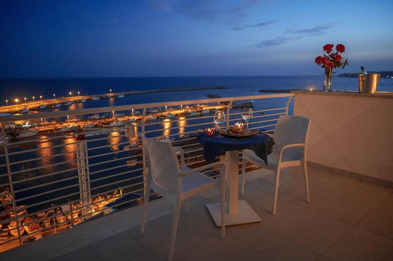 Hibrido Boutique Hotel Spa image