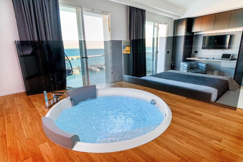 Hibrido Boutique Hotel Spa image