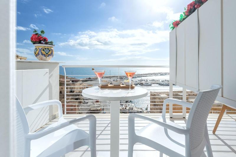 Hibrido Boutique Hotel Spa image